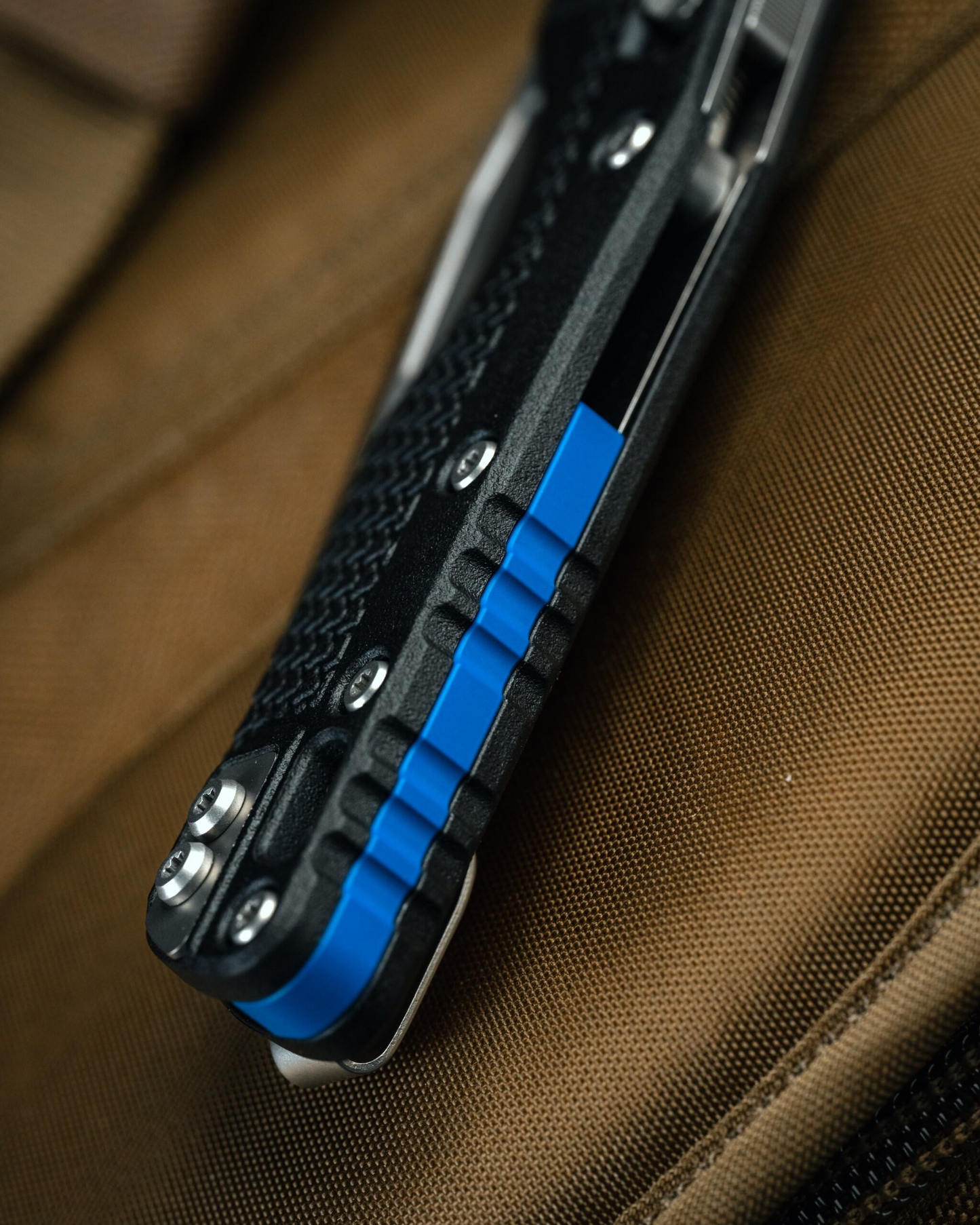 BLUE LINE MSI S/E STONEWASHED STANDARD TRI-GRIP POLYMER BLUE BACKSTRAP (210T-10PMBK-A1)